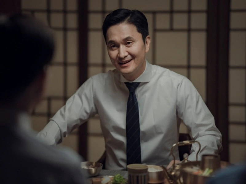 Jang Hyun-sung sebagai Ha Tae-soo di drakor The Art of Negotiation