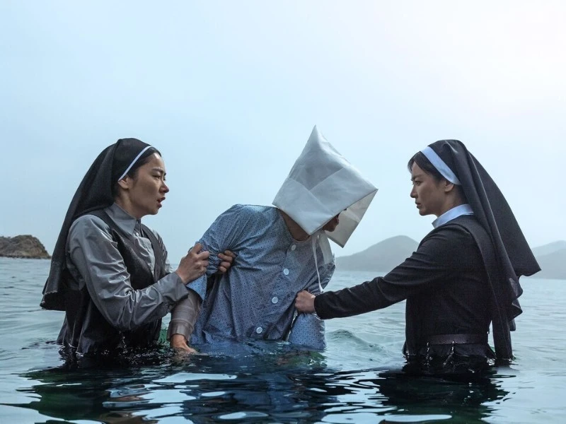 review film Dark Nuns